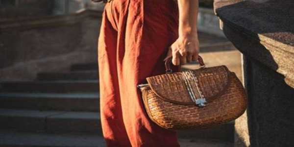 High-Value Designer Handbags as Portfolio Diversifiers