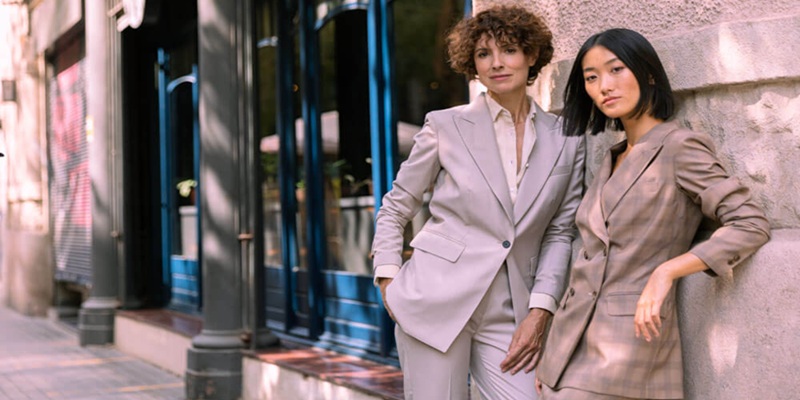 Business Casual Looks For Women: Outfit Ideas For Work And Meetings